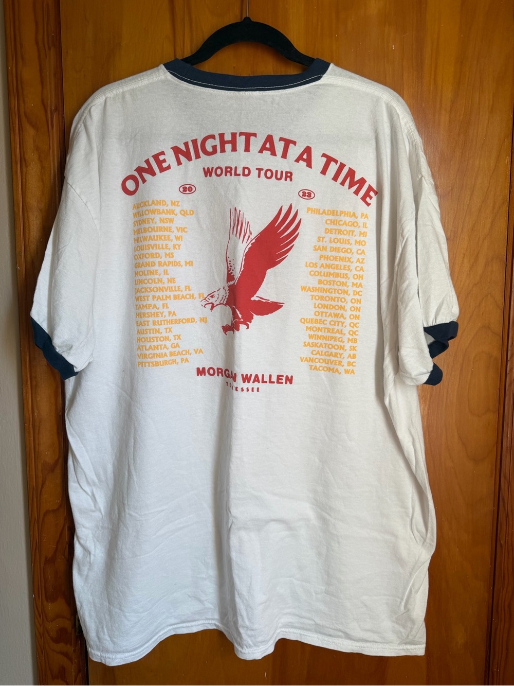 Morgan Wallen Tour TShirt - Picture 3 of 3